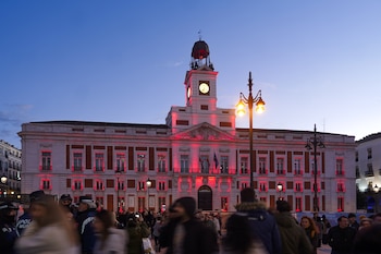 La Fachada de la Real Casa de Correos en la Puerta del Sol. (Europa Press)