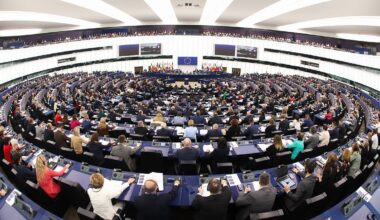 Évacuation du train des députés européens à Strasbourg après une "petite explosion"