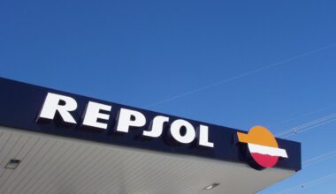 Oil major Repsol halts green hydrogen plans in Spain, blaming windfall tax