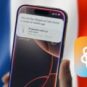 Apple Intelligence sur un drapeau français. // Source : Numerama