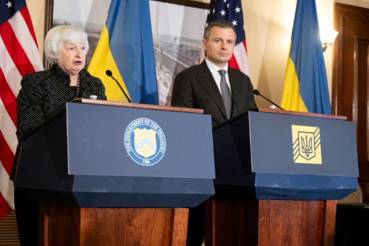 Janet Yellen et Sergii Marchenko au département du Trésor à Washington, le 23 octobre 2024 ( AFP / SAUL LOEB )