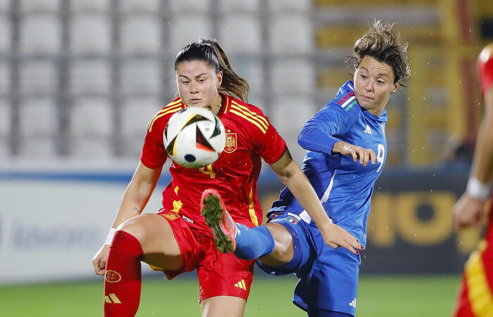 Calcio donne, l'Italia ferma la Spagna 1-1 in amichevole - Calcio