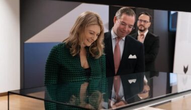 Hereditary Grand Duke Guillaume and Hereditary Grand Duchess Stephanie explored the exhibition 'Ars Heraldica – The World of Coat of Arms' at the National Library (BnL) in Kirchberg