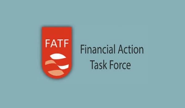 The Financial Action Task Force will make a decision whether to include Russia in its blacklist next week, which may undermine its financial reputation and be detrimental to its economy.