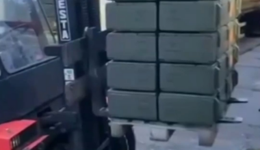 A batch of artillery shells worth 4.5 million euros has been handed over to Ukraine by Slovak volunteers. Ukraine desperately needs artillery ammunition to hold back the Russian advance. Meanwhile, Russia is being actively supported by the DPRK in ammunition.