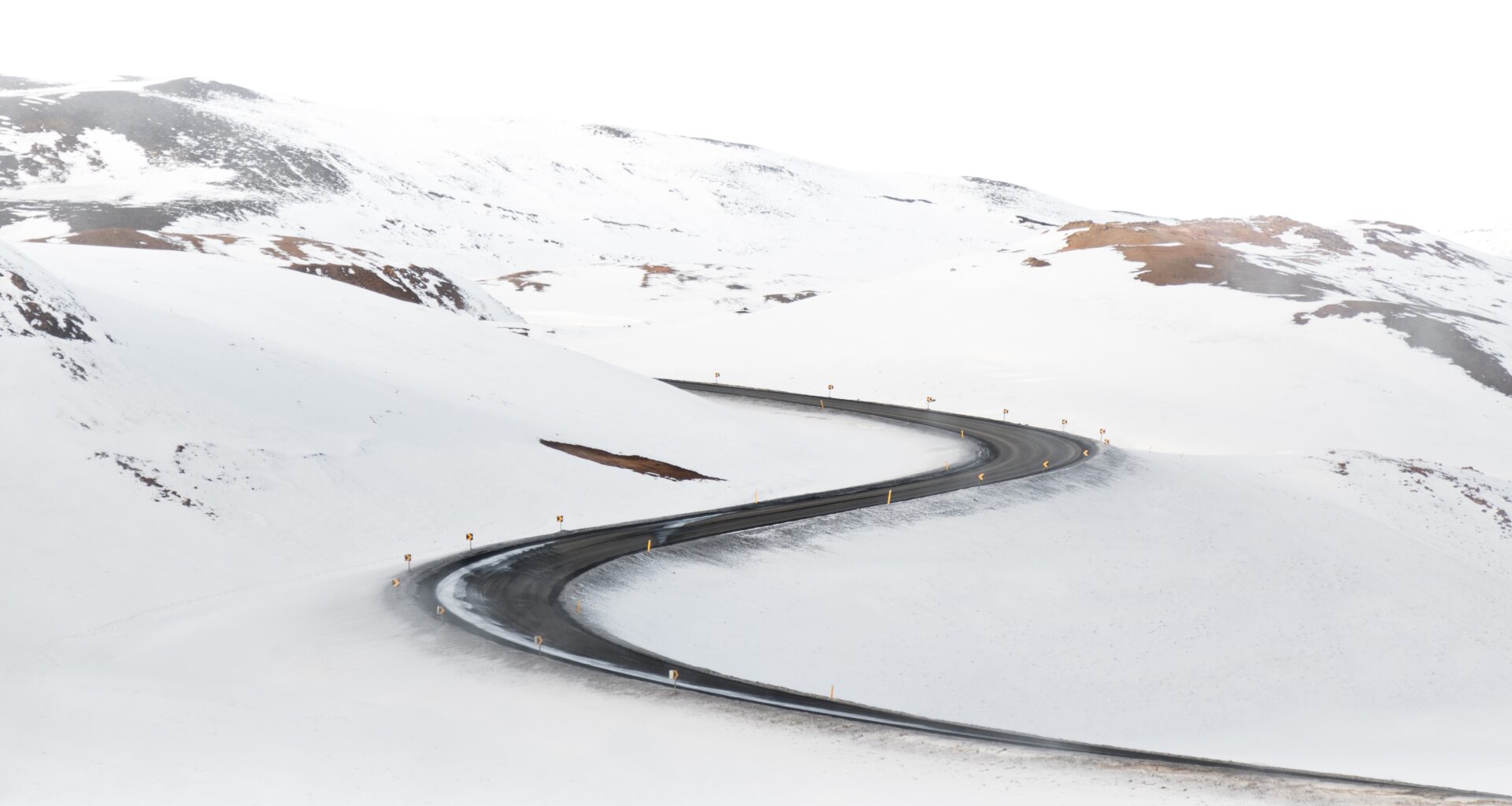 Driving in Iceland in January: What To Expect