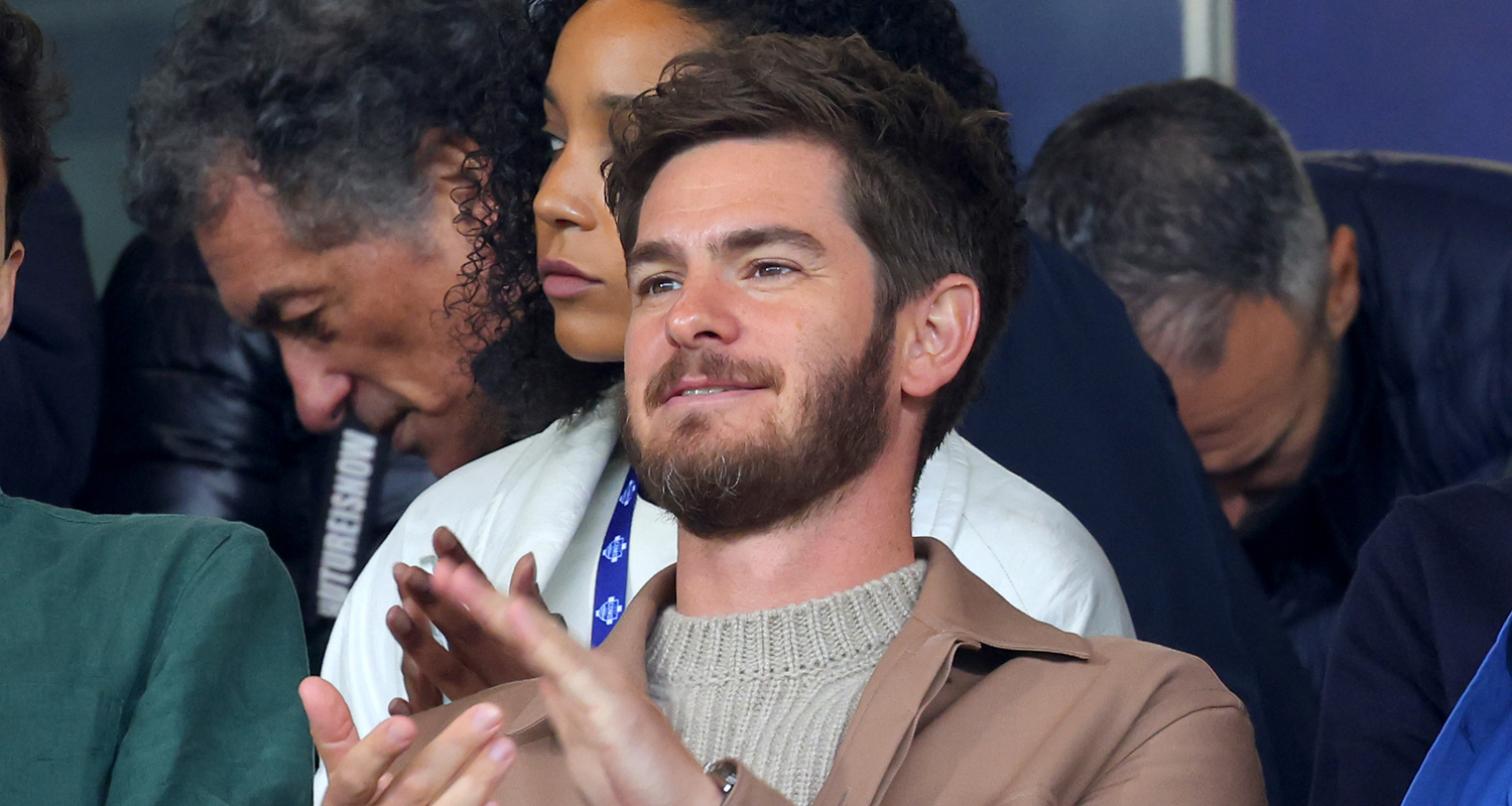 Andrew Garfield Checks Out Soccer Match Between Como 1907 & Parma in Italy | Andrew Garfield, Anna Eberstein, Hugh Grant | Just Jared: Celebrity News and Gossip