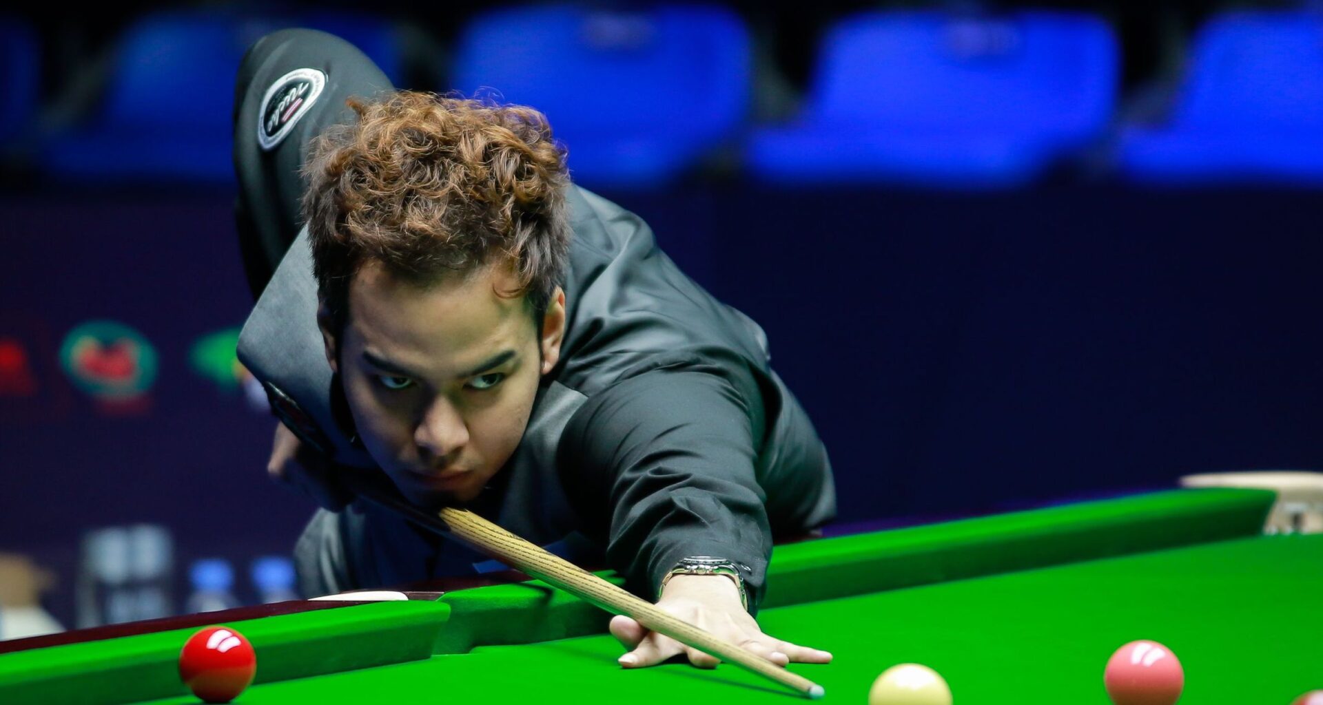 Northern Ireland Open 2024: Shaun Murphy lends Noppon Saengkham his only cue in classy gesture ahead of first-round win