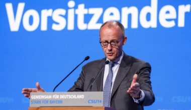 Merz watscht SPD-Steuerpläne zu Spitzenverdienenden ab - Die SPD will das oberste Prozent der Verdienenden massiv besteuern und alle anderen entlasten. CDU-Chef Merz zeigt sich »schockiert« über die Pläne – und sieht durch die Besteuerung die Falschen in Gefahr.