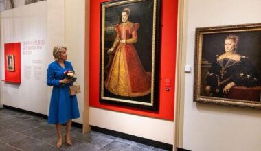 Queen Mathilde of Belgium visited the exhibition 'Margaretha, Emperor’s Daughter Between Power and Image'. Margaret of Parma was governor of the Netherlands at the beginning of the 80 Years’ War.