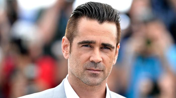 Colin Farrell runs Dublin Marathon in support of charity Debra Ireland