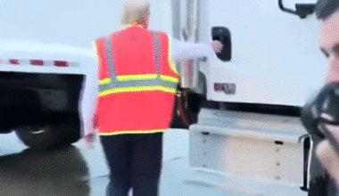 Trump struggling to enter Garbage Force One