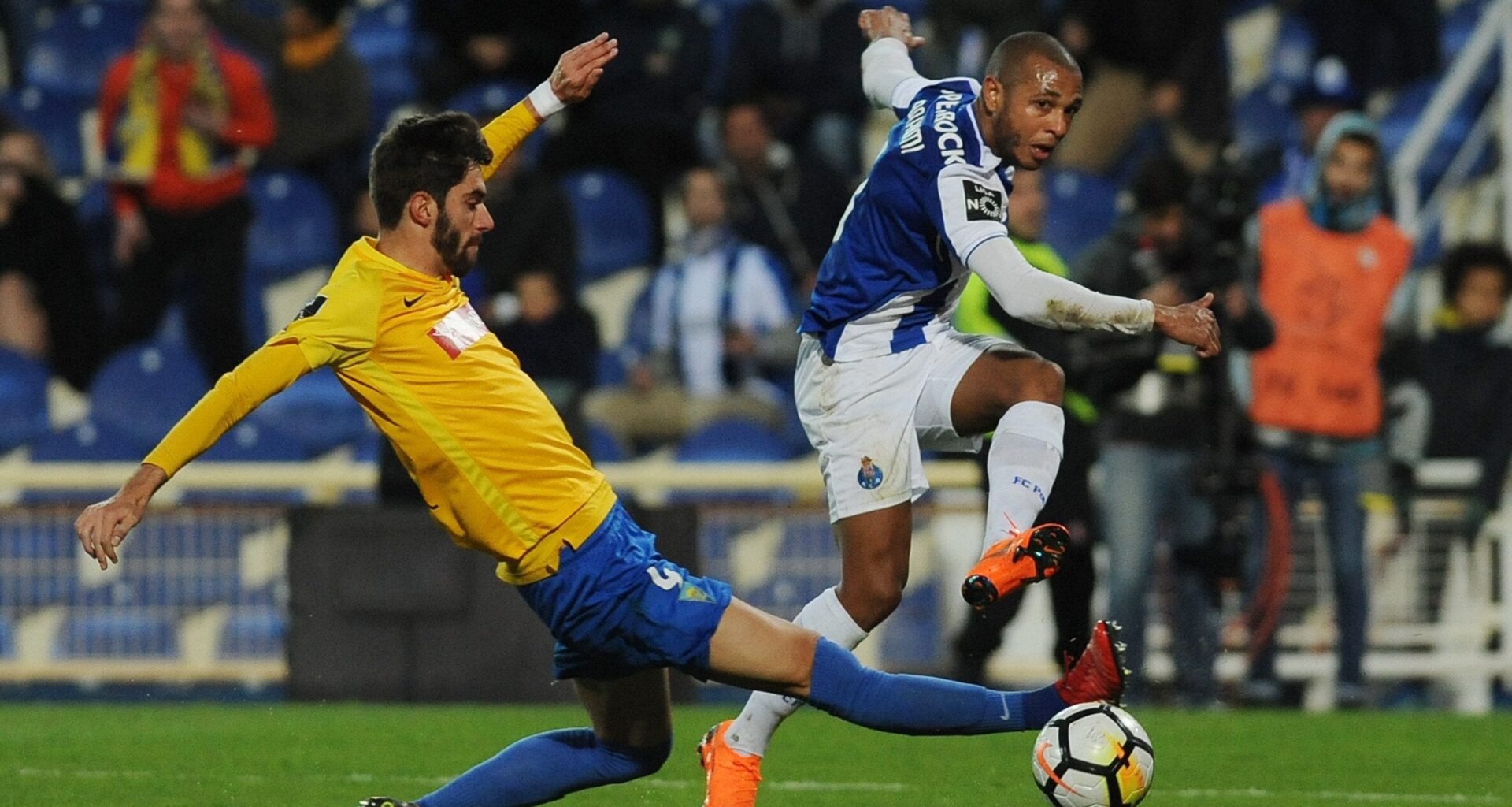 Arquivado processo de alegada corrupção no Estoril-FC Porto de 2017/18