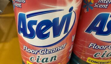 What does Cian flavoured floor cleaner smell like?