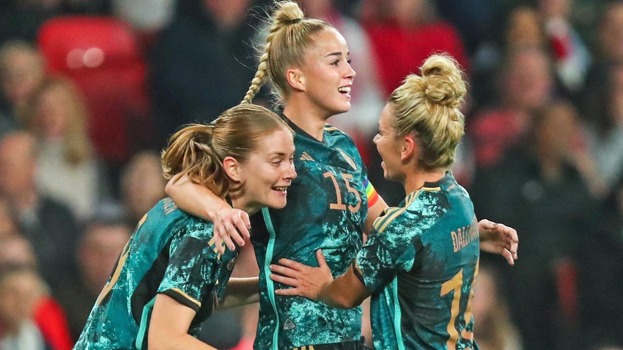 Sieben Tore in Wembley: Furiose Wück-Premiere - DFB-Frauen gewinnen gegen England