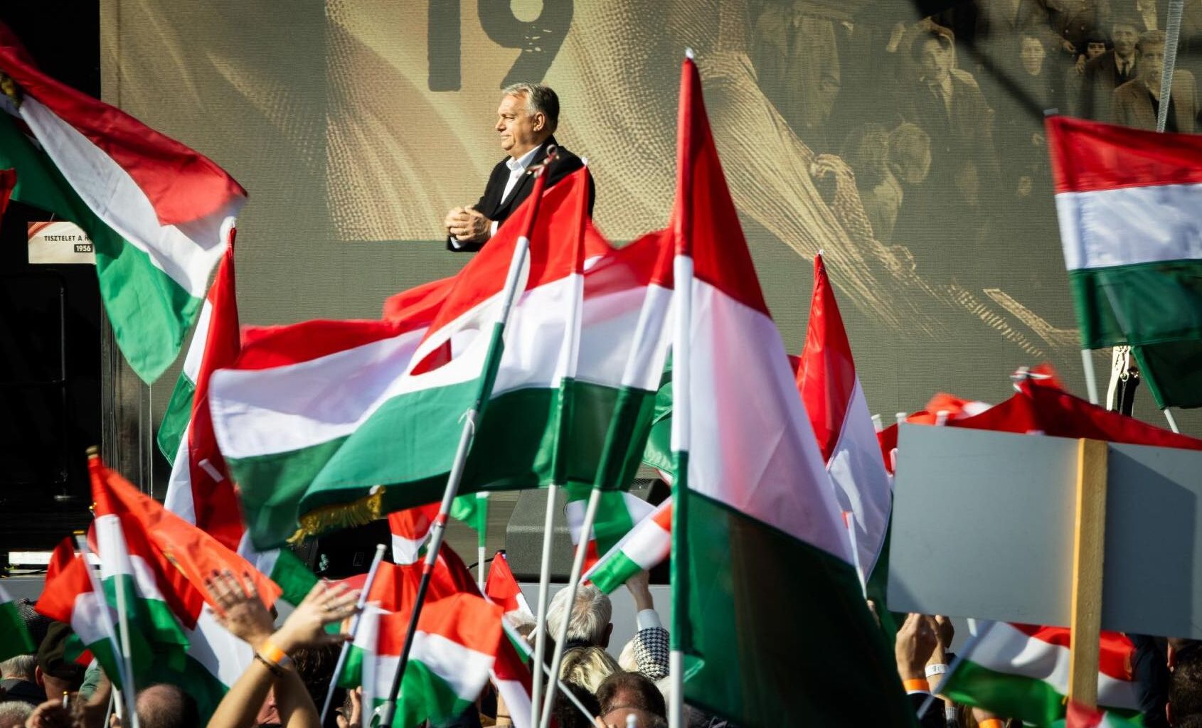 Orbán: Brussels wants to install a puppet government over us