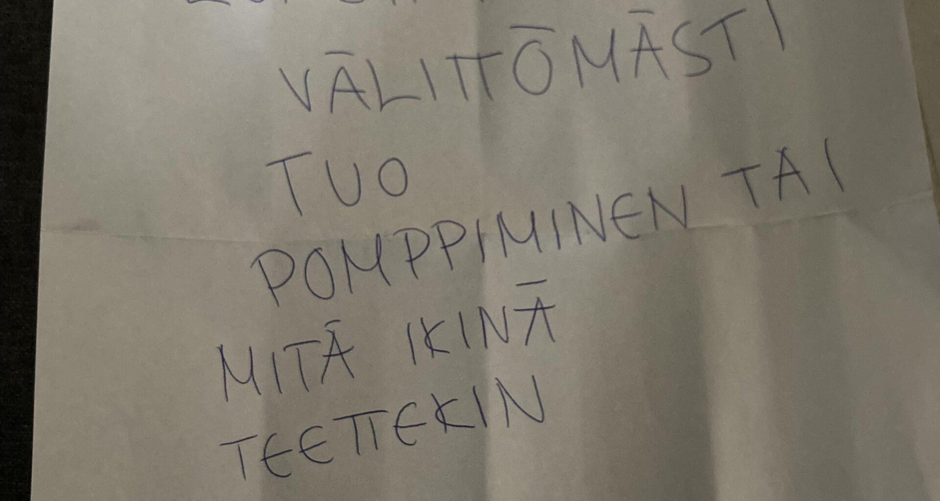 Are your kids allowed to make noise during noise hours in their room in Finnish apartment building everyday?