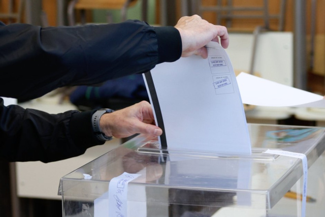 Bulgaria: Bulgarian Election Abroad: High Activity in Turkey, Low Turnout in France