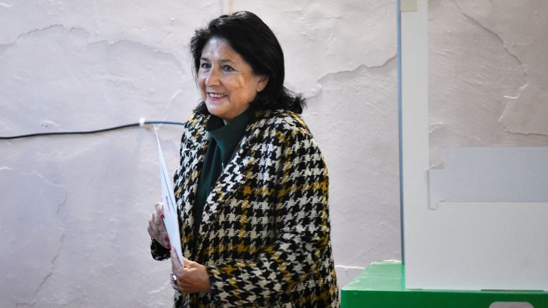 Georgia's President Salome Zourabichvili walks to cast her ballot at a polling station during parliamentary elections in Tbilisi, Georgia October 26, 2024. REUTERS/Zurab Javakhadze
