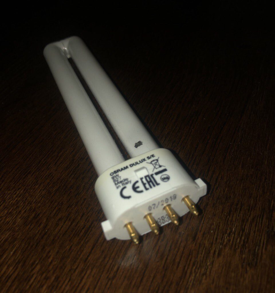 Moi, I used to buy these 2G7 9W bulbs at K-rauta, I've checked several stores in the Helsinki area and I can't find them anywhere. Is the 2G7 9W no longer sold? I don't think the G23 9W bulbs I saw on the shelves fit the socket.