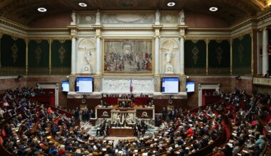 "Quand ça s'arrête, ça s'arrête net": 3 mois après la dissolution, ces ex-députés racontent leur difficile retour à l'emploi