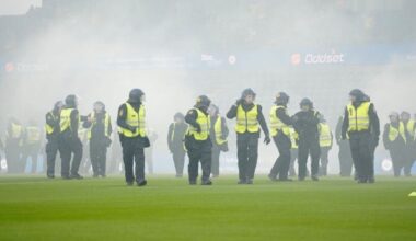 Voldsomme optøjer før »Slaget om København« – maskerede Brøndby-fans stormer ned mod FCK'erne (ingen betalingsmur)