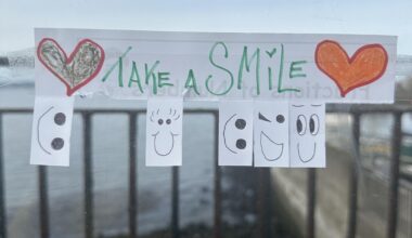 Cute greeting at a bus stop in Edinburgh