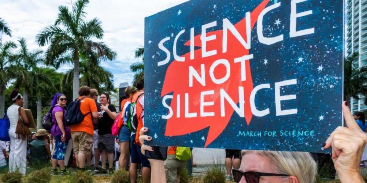 Warning 'Future of Science' Is at Stake, 80+ Nobel Laureates Endorse Harris | A Trump victory, the Nobel winners said, would "jeopardize any advancements in our standards of living, slow the progress of science and technology, and impede our responses to climate change."