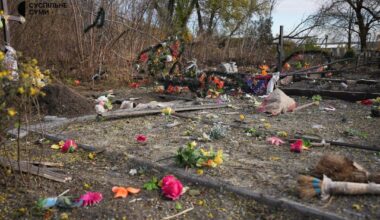 77 year old lady died after explosion of Russian glided bomb on a cementary in Sumy region. She visited son's grave