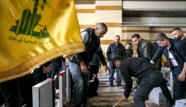 Hezbollah beginning to crack: Wave of desertions threatens Lebanese terror group - report