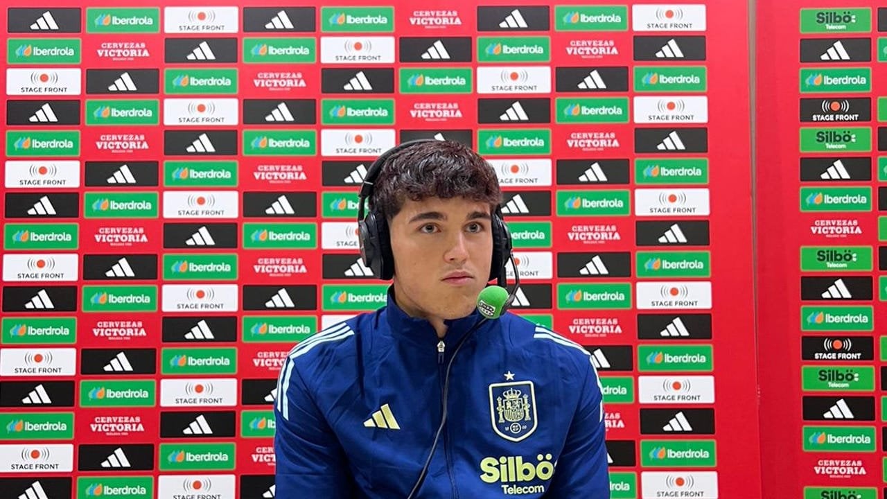 [Onda Cero] Cubarsi: “I’m in the second grade of high school. I still live at La Masia with my teammates because I want to focus on both studying and football. I would like to do a degree in marketing or business management.”