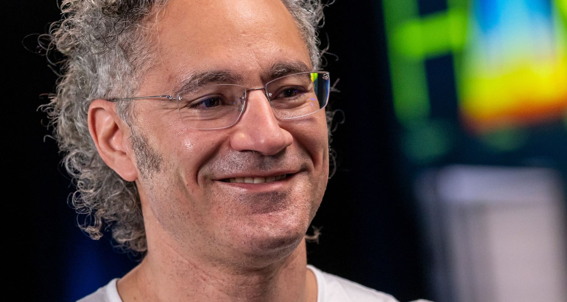 Palantir shares jump 23% to record on uplifting guidance