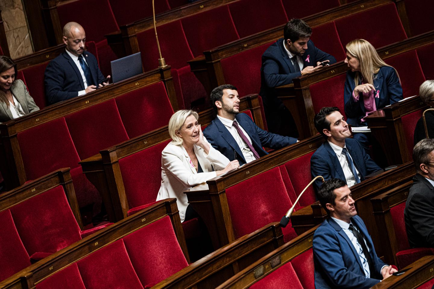 A l’Assemblée nationale, le RN met en scène son impuissance