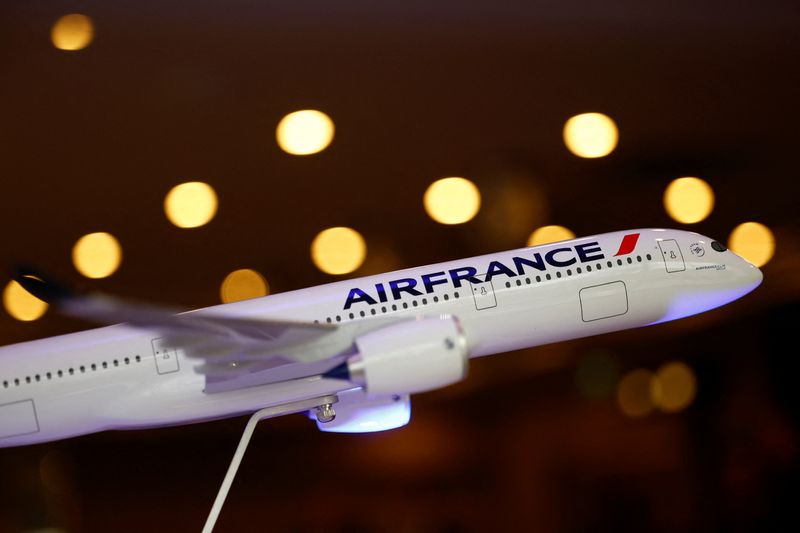 Air France KLM shares fall as Morgan Stanley downgrades stock