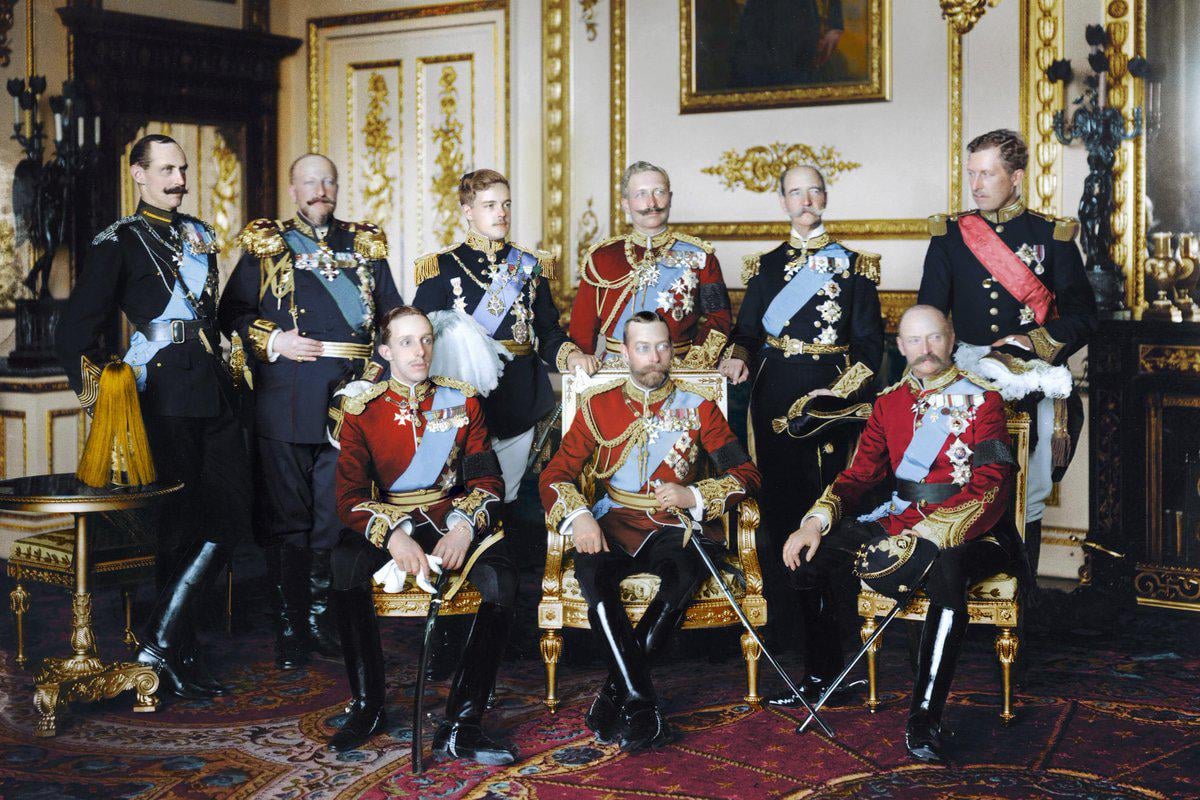 D. Manuel II e outros 8 Reis durante o funeral do rei Edward VII