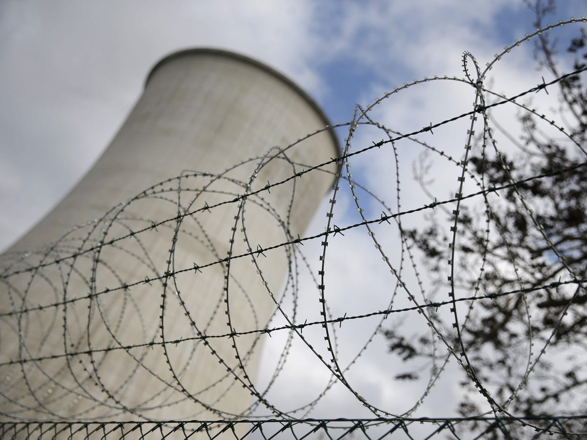 Nuclear-Power Stocks Talen, Vistra, Constellation Drop on Data-Center Ruling