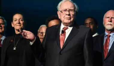 Berkshire Hathaway is dumping Apple stock and building its cash stockpile to record highs because Warren Buffett believes the government will raise capital gains taxes soon