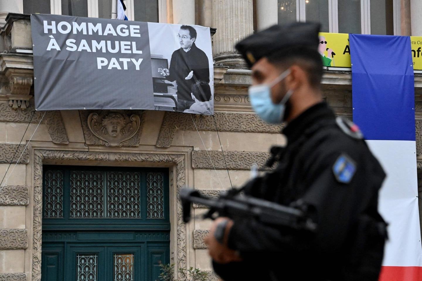 Le procès Samuel Paty a démarré aujourd'hui et encore aujourd'hui ça me tue que l'histoire ait débuté sur un mensonge