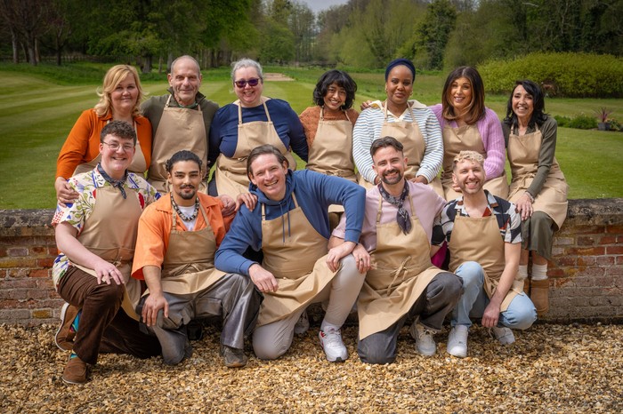 Back Row - Nelly, Jeff, Gill, Sumayah, Illiyin, Georgie and Hazel. Front Row - Mike, Dylan, Andy, Chritiaan and John.