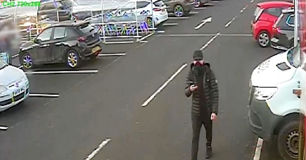 Teen stalker filmed 'prowling' Tesco car park before murdering 15-year-old ex-girlfriend