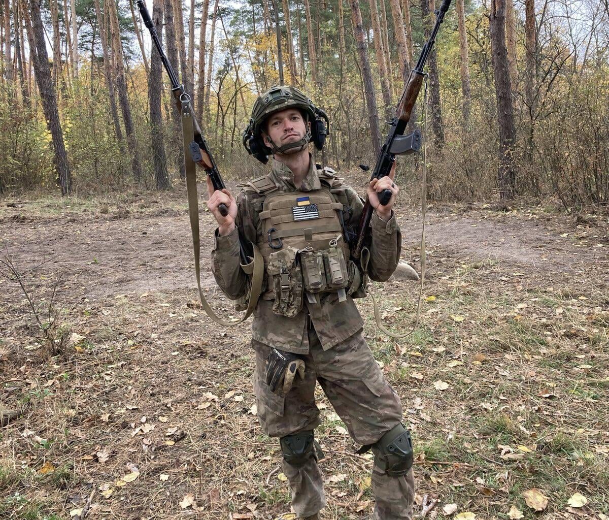 Regardless of the election results, a lot of Americans aren't going anywhere and are still fighting for Ukraine. They still need our support and Ukraine still needs our support. This photo is an American who just flew back to Ukraine. See comments for how to keep going.