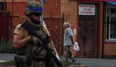 Ukraine war: Thousands of North Korean troops near Ukraine border will enter battle 'within days', says Blinken | World News